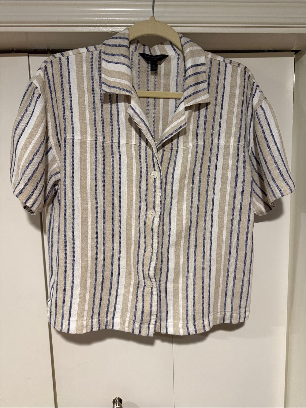 Banana Republic Linen blend Beige, Blue & White Striped Short-Sleeve Shirt